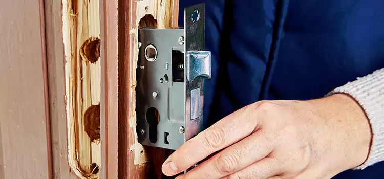 Garage Door Lock Replacement Suffolk